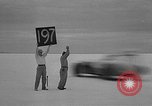 Standbild Ab Jenkins Bonneville Salt Flats Utah USA, 1951, aus Sekunde 33 historischem Filmmaterial Videoclip 65675050617