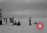 Standbild Ab Jenkins Bonneville Salt Flats Utah USA, 1951, aus Sekunde 35 historischem Filmmaterial Videoclip 65675050617