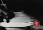 Standbild kleine Industrien Bandung Indonesien, 1955, aus Sekunde 35 historischem Filmmaterial Videoclip 65675050657