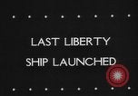 Standbild Liberty Schiff Richmond California USA, 1944, aus Sekunde 34 historischem Filmmaterial Videoclip 65675050659