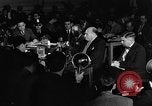 Standbild Samuel Ornitz in Frage gestellt durch HUAC United States USA, 1947, aus Sekunde 17 historischem Filmmaterial Videoclip 65675050676