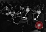 Standbild Samuel Ornitz in Frage gestellt durch HUAC United States USA, 1947, aus Sekunde 23 historischem Filmmaterial Videoclip 65675050676
