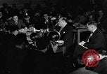 Standbild Samuel Ornitz in Frage gestellt durch HUAC United States USA, 1947, aus Sekunde 31 historischem Filmmaterial Videoclip 65675050676