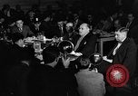 Standbild Samuel Ornitz in Frage gestellt durch HUAC United States USA, 1947, aus Sekunde 47 historischem Filmmaterial Videoclip 65675050676