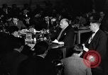 Standbild Samuel Ornitz in Frage gestellt durch HUAC United States USA, 1947, aus Sekunde 58 historischem Filmmaterial Videoclip 65675050676