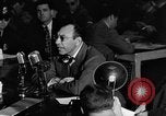 Standbild Herbert Biberman befragt an Huac United States USA, 1947, aus Sekunde 34 historischem Filmmaterial Videoclip 65675050677