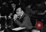 Standbild Herbert Biberman befragt an Huac United States USA, 1947, aus Sekunde 49 historischem Filmmaterial Videoclip 65675050677