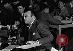 Standbild Herbert Biberman befragt an Huac United States USA, 1947, aus Sekunde 54 historischem Filmmaterial Videoclip 65675050677