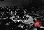 Image Emmet Lavery interrogé par HUAC United States USA, 1947, de la seconde 13 séquences d'archives historiques vidéo 65675050678