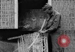 Standbild tarnen Techniken United States USA, 1945, aus Sekunde 39 historischem Filmmaterial Videoclip 65675050681