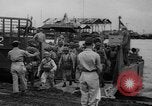 Standbild amerikanische Soldaten Philippinen, 1945, aus Sekunde 11 historischem Filmmaterial Videoclip 65675050682