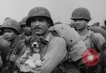 Standbild amerikanische Soldaten Philippinen, 1945, aus Sekunde 15 historischem Filmmaterial Videoclip 65675050682