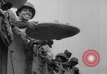 Standbild amerikanische Soldaten Philippinen, 1945, aus Sekunde 50 historischem Filmmaterial Videoclip 65675050682