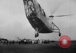 Standbild PV-3 Helikopter Philadelphia Pennsylvania USA, 1945, aus Sekunde 19 historischem Filmmaterial Videoclip 65675050683