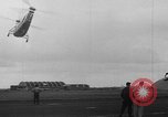 Standbild PV-3 Helikopter Philadelphia Pennsylvania USA, 1945, aus Sekunde 45 historischem Filmmaterial Videoclip 65675050683