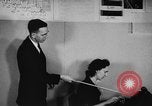 Standbild Rechenmaschine Cambridge Massachusetts USA, 1945, aus Sekunde 15 historischem Filmmaterial Videoclip 65675050700
