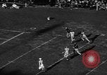 Standbild Armee beats Penn 61-0 Philadelphia Pennsylvania USA, 1945, aus Sekunde 31 historischem Filmmaterial Videoclip 65675050701