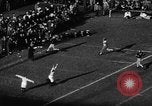 Standbild Armee beats Penn 61-0 Philadelphia Pennsylvania USA, 1945, aus Sekunde 33 historischem Filmmaterial Videoclip 65675050701