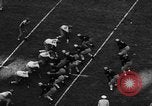 Standbild Armee beats Penn 61-0 Philadelphia Pennsylvania USA, 1945, aus Sekunde 52 historischem Filmmaterial Videoclip 65675050701