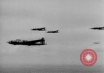 Standbild B-17 Flugzeuge Camp Borden Ontario Kanada, 1940, aus Sekunde 10 historischem Filmmaterial Videoclip 65675050728