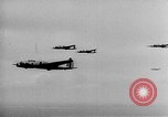Standbild B-17 Flugzeuge Camp Borden Ontario Kanada, 1940, aus Sekunde 11 historischem Filmmaterial Videoclip 65675050728