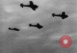 Standbild B-17 Flugzeuge Camp Borden Ontario Kanada, 1940, aus Sekunde 61 historischem Filmmaterial Videoclip 65675050728