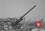 Standbild 55 Brigade AAA 90 mm Kanone unter camouflage Netting Hammond Louisiana USA, 1943, aus Sekunde 46 historischem Filmmaterial Videoclip 65675050732