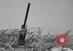 Standbild 55 Brigade AAA 90 mm Kanone unter camouflage Netting Hammond Louisiana USA, 1943, aus Sekunde 48 historischem Filmmaterial Videoclip 65675050732
