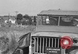 Standbild 55 Brigade AAA 90 mm Kanone unter camouflage Netting Hammond Louisiana USA, 1943, aus Sekunde 59 historischem Filmmaterial Videoclip 65675050732