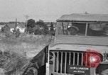 Standbild 55 Brigade AAA 90 mm Kanone unter camouflage Netting Hammond Louisiana USA, 1943, aus Sekunde 60 historischem Filmmaterial Videoclip 65675050732