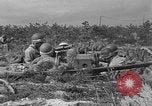 Standbild 55 Brigade AAA-gun crew Züge bei gunnery range Hammond Louisiana USA, 1943, aus Sekunde 22 historischem Filmmaterial Videoclip 65675050735