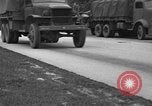 Standbild US Army Truppen Praxis Straße Blockade Hammond Louisiana USA, 1943, aus Sekunde 10 historischem Filmmaterial Videoclip 65675050737