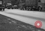 Standbild US Army Truppen Praxis Straße Blockade Hammond Louisiana USA, 1943, aus Sekunde 13 historischem Filmmaterial Videoclip 65675050737