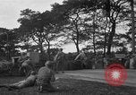 Standbild US Army Truppen Praxis Straße Blockade Hammond Louisiana USA, 1943, aus Sekunde 19 historischem Filmmaterial Videoclip 65675050737