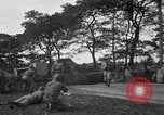 Standbild US Army Truppen Praxis Straße Blockade Hammond Louisiana USA, 1943, aus Sekunde 21 historischem Filmmaterial Videoclip 65675050737