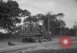 Standbild US Army Truppen Praxis Straße Blockade Hammond Louisiana USA, 1943, aus Sekunde 35 historischem Filmmaterial Videoclip 65675050737