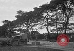 Standbild US Army Truppen Praxis Straße Blockade Hammond Louisiana USA, 1943, aus Sekunde 57 historischem Filmmaterial Videoclip 65675050737