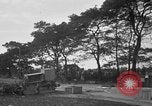 Standbild US Army Truppen Praxis Straße Blockade Hammond Louisiana USA, 1943, aus Sekunde 59 historischem Filmmaterial Videoclip 65675050737