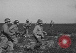 Standbild Truppen 55th Brigade AAA-Zug im Boden Verteidigung Taktik Hammond Louisiana USA, 1943, aus Sekunde 30 historischem Filmmaterial Videoclip 65675050738