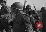 Standbild Truppen 55th Brigade AAA-Zug im Boden Verteidigung Taktik Hammond Louisiana USA, 1943, aus Sekunde 32 historischem Filmmaterial Videoclip 65675050738