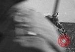 Standbild Truppen 55th Brigade AAA-Zug im Boden Verteidigung Taktik Hammond Louisiana USA, 1943, aus Sekunde 39 historischem Filmmaterial Videoclip 65675050738