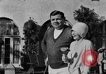 Standbild Babe Ruth golf spielen Saint Petersburg Florida USA, 1930, aus Sekunde 34 historischem Filmmaterial Videoclip 65675050771