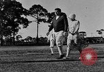 Standbild Babe Ruth golf spielen Saint Petersburg Florida USA, 1930, aus Sekunde 50 historischem Filmmaterial Videoclip 65675050771