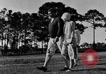 Standbild Babe Ruth golf spielen Saint Petersburg Florida USA, 1930, aus Sekunde 52 historischem Filmmaterial Videoclip 65675050771