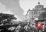 Immagine di Santo Tomas campo di concentramento Manila Filippine, 1945, secondo 60 filmato di repertorio 65675050794