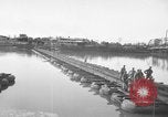 Standbild Santo Tomas Konzentrationslager Manila Philippinen, 1945, aus Sekunde 4 historischem Filmmaterial Videoclip 65675050795