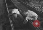 Standbild Santo Tomas Konzentrationslager Manila Philippinen, 1945, aus Sekunde 25 historischem Filmmaterial Videoclip 65675050795