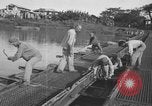 Standbild Santo Tomas Konzentrationslager Manila Philippinen, 1945, aus Sekunde 29 historischem Filmmaterial Videoclip 65675050795