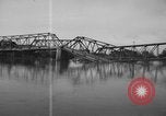 Standbild Santo Tomas Konzentrationslager Manila Philippinen, 1945, aus Sekunde 40 historischem Filmmaterial Videoclip 65675050795