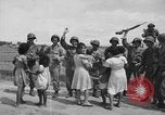 Standbild Santo Tomas Konzentrationslager Manila Philippinen, 1945, aus Sekunde 4 historischem Filmmaterial Videoclip 65675050796